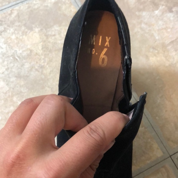 Booties - Picture 4 of 4